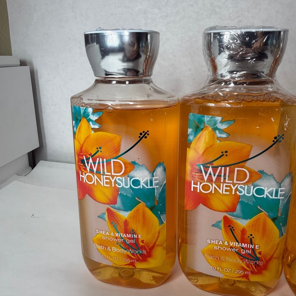 Bath & Body Works Wild Honeysuckle (3) Shower Gel (1) Body Lotion 8 fl oz - Picture 4 of 4